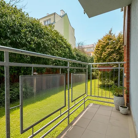 Parkside By Bookinghost Apartman *