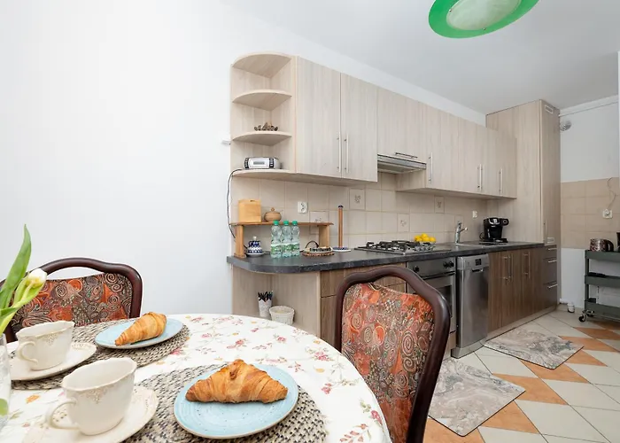 Parkside By Bookinghost