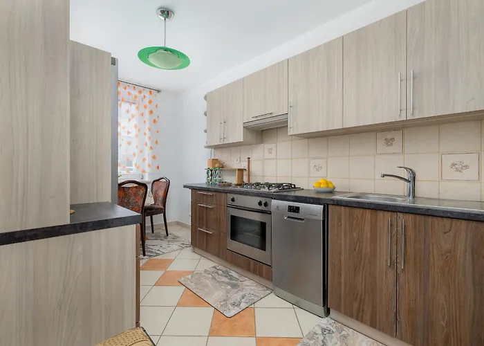 Apartmán Parkside By Bookinghost *