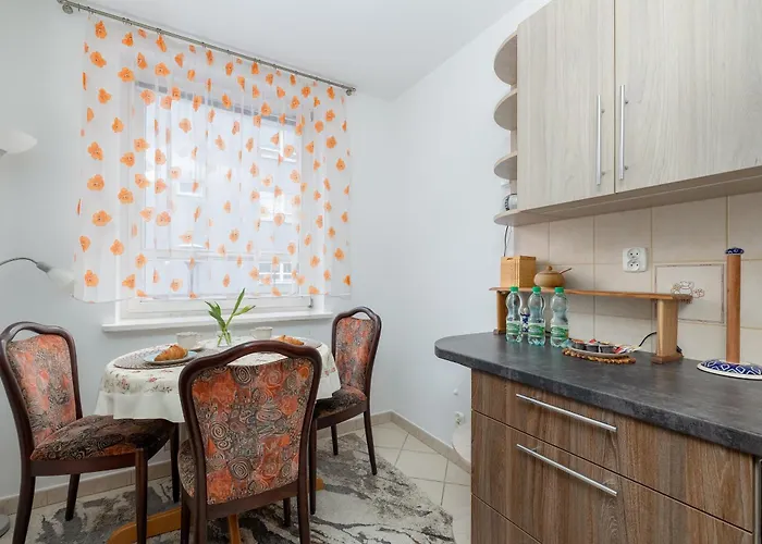 Parkside By Bookinghost * Στσέτσιν